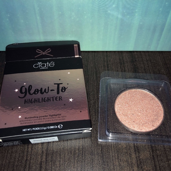 Ciate London Glow-To Highlighter in Moondust - Picture 1 of 4